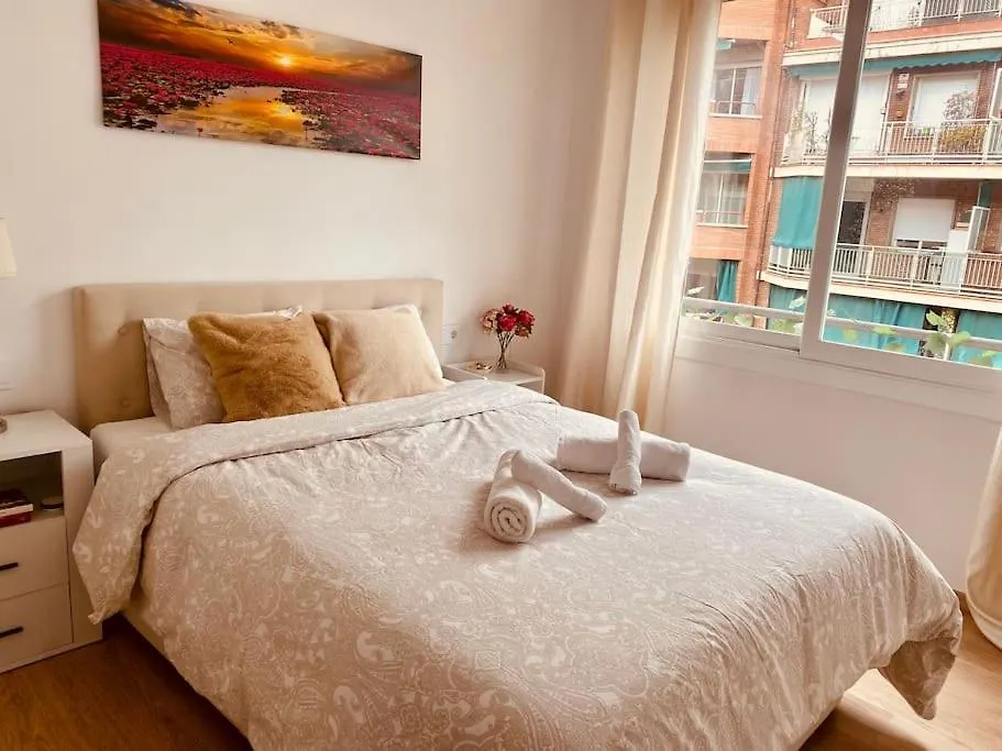 Fantastic 3 Bedrooms Apartment Barcelona location